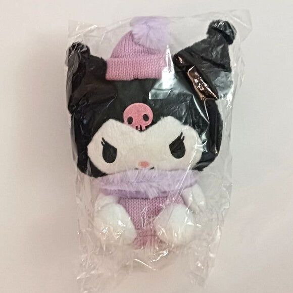 Kuromi Plushie - Picture 6 of 12